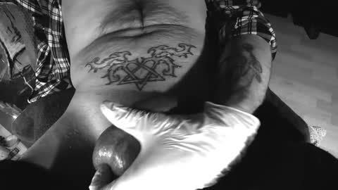 unlitimnaughty_ online show from 10/04/25, 07:06