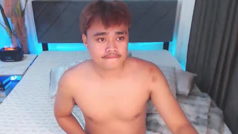 Snapshot of unloadedcumxxx chatting on 10/20/25, 12:16 Miss online show from 10/20/25, 12:16