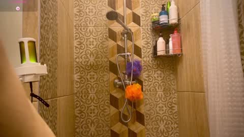 UnnaBella online show from 01/28/25, 11:07