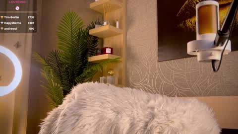 UnnaBella online show from 02/01/25, 10:44