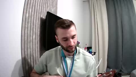 Snapshot of unnknow2024 chatting on 02/25/25, 06:09 SlavaVibes online show from 02/25/25, 06:09