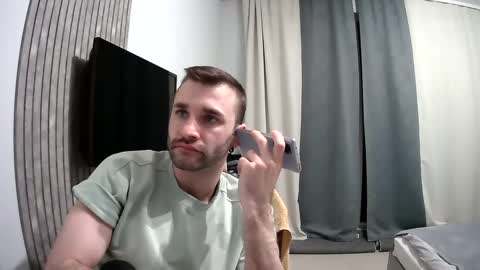 Snapshot of unnknow2024 chatting on 03/02/25, 08:40 SlavaVibes online show from 03/02/25, 08:40