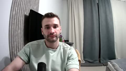 Snapshot of unnknow2024 chatting on 03/02/25, 11:42 SlavaVibes online show from 03/02/25, 11:42