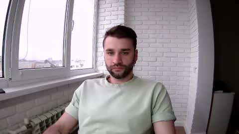 Snapshot of unnknow2024 chatting on 03/31/26, 02:39 SlavaVibes online show from 03/31/26, 02:39