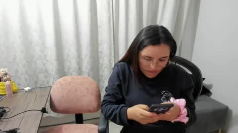 Snapshot of until_wet chatting on 08/03/26, 11:30 Kary and jhoa online show from 08/03/26, 11:30