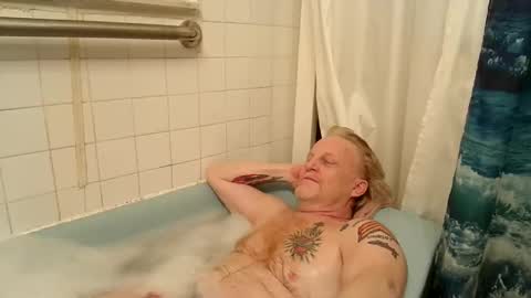 Snapshot of unwanted_boner chatting on 04/07/26, 02:23 unwanted_boner online show from 04/07/26, 02:23