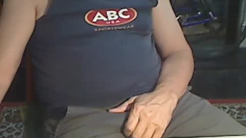 Freddie online show from 02/05/25, 06:56