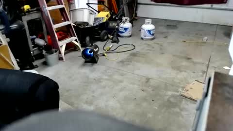 Snapshot of upforanything27 chatting on 12/15/24, 08:04 upforanything27 online show from 12/15/24, 08:04