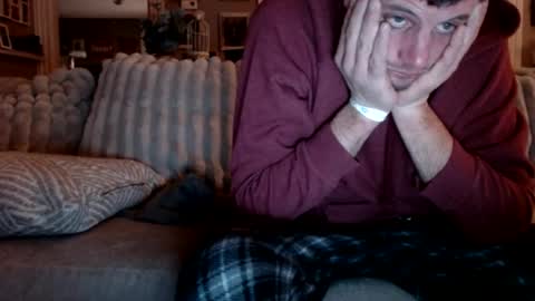 Snapshot of upforanything27 chatting on 01/24/25, 05:42 upforanything27 online show from 01/24/25, 05:42