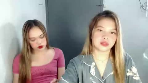 Snapshot of ur_anarosesexdoll chatting on 02/16/25, 04:32 anarose online show from 02/16/25, 04:32