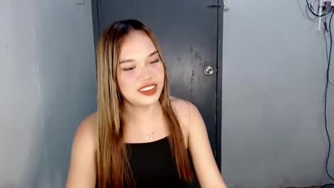 Snapshot of ur_anarosesexdoll chatting on 02/25/25, 07:14 anarose online show from 02/25/25, 07:14