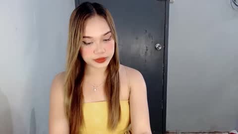 Snapshot of ur_anarosesexdoll chatting on 03/04/25, 12:44 anarose online show from 03/04/25, 12:44