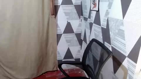 Snapshot of ur_anarosesexdoll chatting on 12/20/25, 10:28 anarose online show from 12/20/25, 10:28