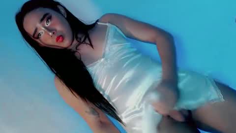 ur_caroline18 online show from 10/05/25, 06:50