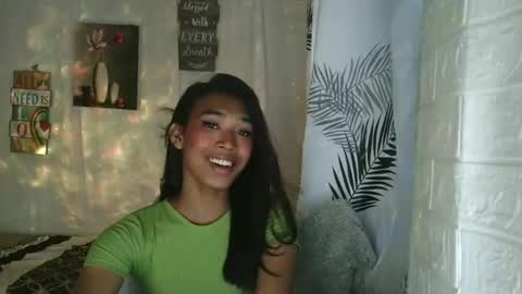 Snapshot of ur_dazzlingmorenaxx chatting on 02/06/26, 02:27 ur_dazzlingmorenaxx online show from 02/06/26, 02:27