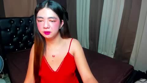 Snapshot of ur_girl_dwalker chatting on 06/09/26, 05:19 ur_girl_dwalker online show from 06/09/26, 05:19