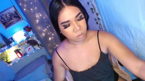 Snapshot of ur_hot_tommiexx chatting on 03/15/26, 03:12 jennie online show from 03/15/26, 03:12