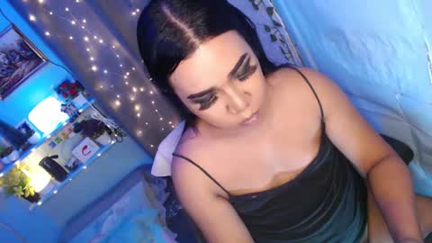 Snapshot of ur_hot_tommiexx chatting on 03/17/26, 10:46 jennie online show from 03/17/26, 10:46