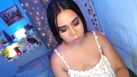 Snapshot of ur_hot_tommiexx chatting on 03/23/26, 02:48 jennie online show from 03/23/26, 02:48