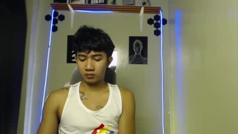 Snapshot of ur_hottestjonny chatting on 07/18/26, 11:52 jonny online show from 07/18/26, 11:52