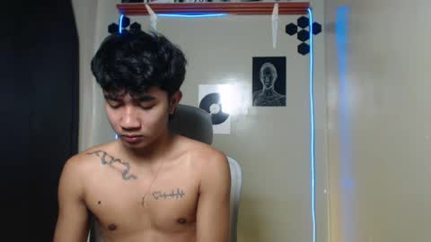 Snapshot of ur_hottestjonny chatting on 07/23/26, 10:13 jonny online show from 07/23/26, 10:13