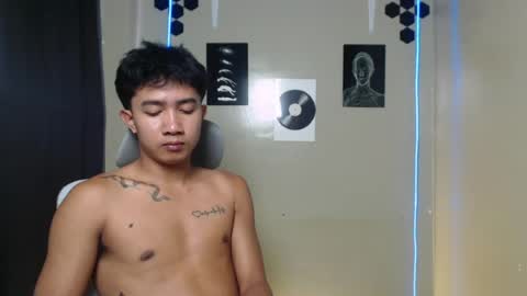 Snapshot of ur_hottestjonny chatting on 07/30/26, 11:42 jonny online show from 07/30/26, 11:42