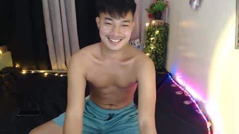 ur_hugechinito online show from 03/09/25, 06:54