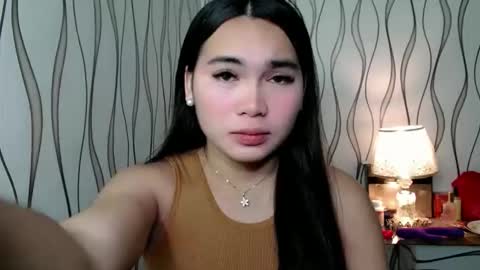 QUEENSY online show from 11/02/25, 08:11