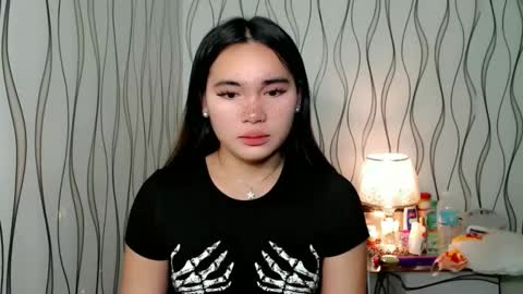 QUEENSY online show from 12/02/25, 07:09