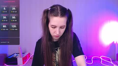 Snapshot of ur_kitty__ chatting on 12/03/25, 08:34 Lera online show from 12/03/25, 08:34