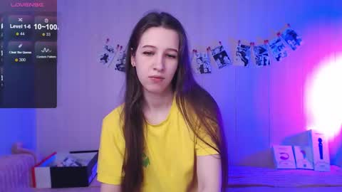 Snapshot of ur_kitty__ chatting on 12/20/25, 11:06 Lera online show from 12/20/25, 11:06