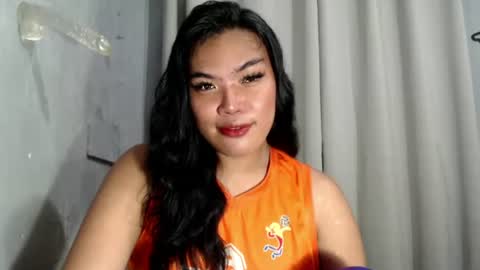 Snapshot of ur_krissyxxx chatting on 06/20/26, 07:38 kriss online show from 06/20/26, 07:38