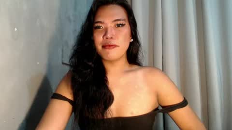 Snapshot of ur_krissyxxx chatting on 07/26/26, 11:44 kriss online show from 07/26/26, 11:44