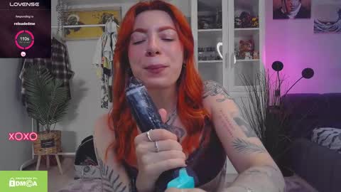 Olivia Kaufman online show from 10/28/25, 08:40