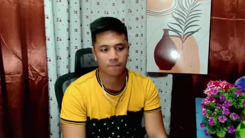 Snapshot of ur_pinoydave chatting on 12/16/24, 10:18 Dave online show from 12/16/24, 10:18
