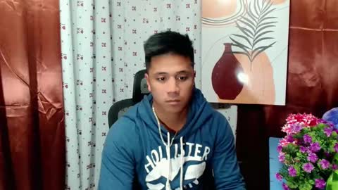 Snapshot of ur_pinoydave chatting on 12/16/24, 02:16 Dave online show from 12/16/24, 02:16