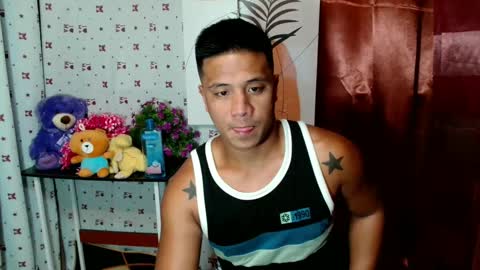 Snapshot of ur_pinoydave chatting on 01/17/25, 12:53 Dave online show from 01/17/25, 12:53