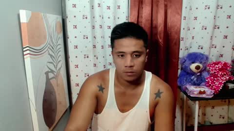 Snapshot of ur_pinoydave chatting on 01/27/25, 11:22 Dave online show from 01/27/25, 11:22