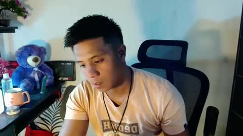 Snapshot of ur_pinoydave chatting on 02/03/26, 09:14 Dave online show from 02/03/26, 09:14