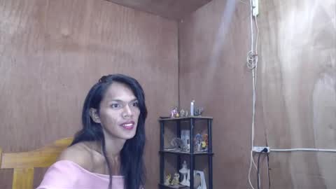 Ur Lovely Pricious online show from 05/11/26, 02:23