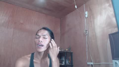 Snapshot of ur_prescious_xxx chatting on 05/19/26, 05:14 Ur Lovely Pricious online show from 05/19/26, 05:14