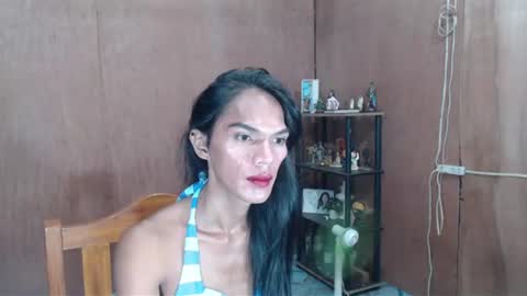 Snapshot of ur_prescious_xxx chatting on 06/10/26, 10:03 Ur Lovely Pricious online show from 06/10/26, 10:03