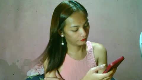 Snapshot of ur_sexybabe_ehra chatting on 04/13/26, 01:00 ur_sexybabe_ehra online show from 04/13/26, 01:00
