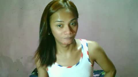 Snapshot of ur_sexybabe_ehra chatting on 04/19/26, 12:22 ur_sexybabe_ehra online show from 04/19/26, 12:22