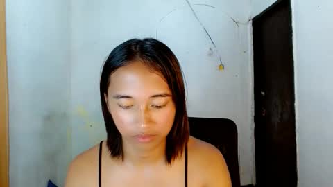 Snapshot of ur_sexyllie chatting on 03/12/26, 07:25 Ellie online show from 03/12/26, 07:25