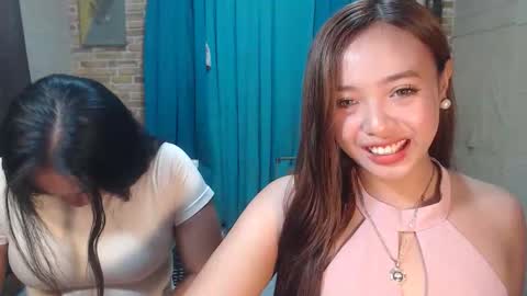 ur_truelyhot_dre online show from 04/24/26, 10:07