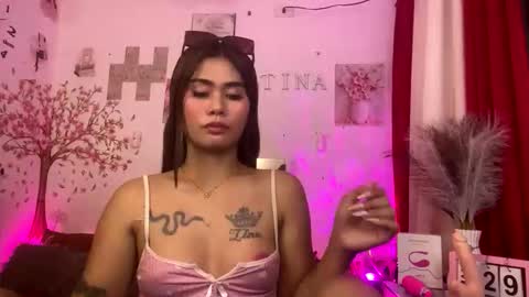 Snapshot of ur_ultimatedreamgirlxoxo chatting on 03/28/26, 09:47 HelloIm Girly online show from 03/28/26, 09:47