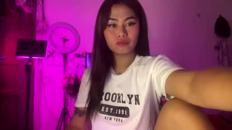 Snapshot of ur_ultimatedreamgirlxoxo chatting on 04/07/26, 10:42 HelloIm Girly online show from 04/07/26, 10:42