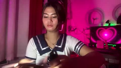 Snapshot of ur_ultimatedreamgirlxoxo chatting on 04/24/26, 12:24 HelloIm Girly online show from 04/24/26, 12:24