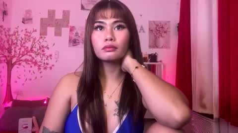 Snapshot of ur_ultimatedreamgirlxoxo chatting on 04/29/26, 12:16 HelloIm Girly online show from 04/29/26, 12:16